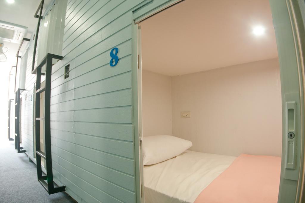 Hotel Capsule Suratthani Surat Thani Exterior foto